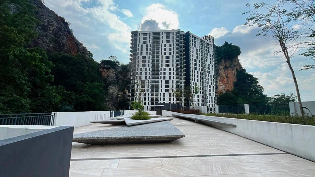 Ipoh Cove Hillside By Ghs Apartment Exterior photo
